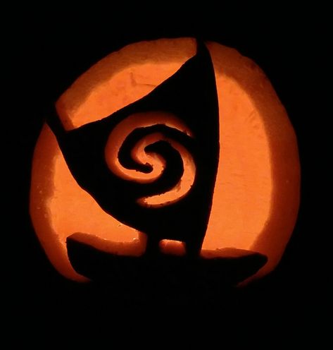 Oogie Boogie Crafts Diy, Cutie Pumpkin Carving, Pua Pumpkin Carving, Zach Bryan Pumpkin Carving, Round Pumpkin Carving Ideas, Easy Pumpkin Carving Ideas Disney, Ocean Pumpkin Carving, Moana Pumpkin Carving, Tangled Pumpkin Carving