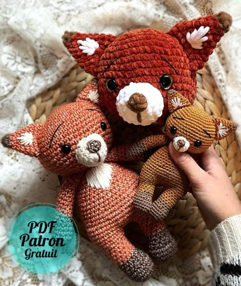 Fiona le Renard Amigurumi PDF Modèle Gratuit - Amigurumibox Amigurumi Fox Pattern, Crocheted Fox Pattern, Amigurumi Fox, Fox Pattern, Crochet Cowl, Amigurumi Free, Amigurumi Free Pattern, Crochet Animals, Handmade Toys