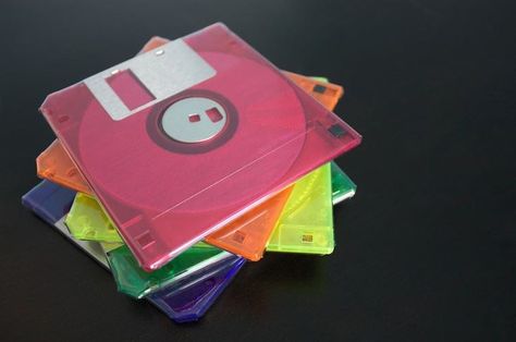 20 Classic 90s School Supplies - Gallery  I had so many of these. Retro School Supplies, 90s School, People Make Mistakes, Retro School, School Pencils, Diy School Supplies, Floppy Disk, Beautiful Memories, Pencil And Paper