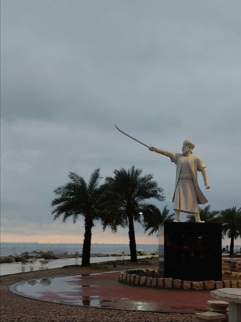 Bandar Abbas - statue Bandar Abbas, Persian Gulf, Iran Travel, Abba, Iran, Persian, Statue, Travel, Quick Saves