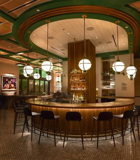 The Most Beautifully Designed Bars In New York Right Now Aesthetic Architect, Ken Fulk, Commercial Bar Stools, Manhattan Restaurants, Architecture Restaurant, Jw Marriott, Restaurant New York, Nyc Restaurants, Tasting Menu