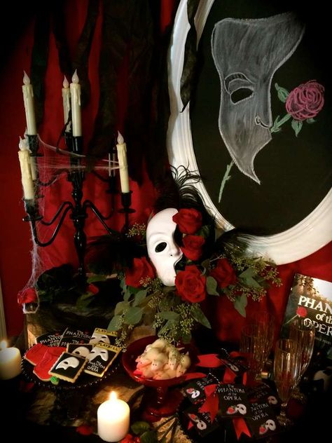 Phantom Of The Opera Halloween Party, Phantom Of The Opera Party Theme, Phantom Of The Opera Room Decor, Phantom Of The Opera Decor, Phantom Of The Opera Party, Nye Theme, Cocktail Party Ideas, School Dance Themes, Opera Wedding