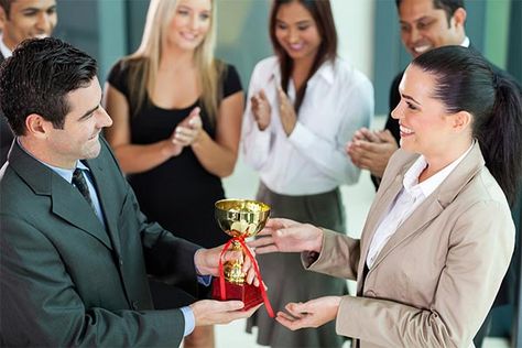 51 Employee Recognition and Appreciation Award Ideas Qualities Of A Leader, Employee Rewards, Employee Awards, Reward And Recognition, Award Ideas, Employee Recognition, Employee Training, Vision Board Inspiration, Employee Appreciation