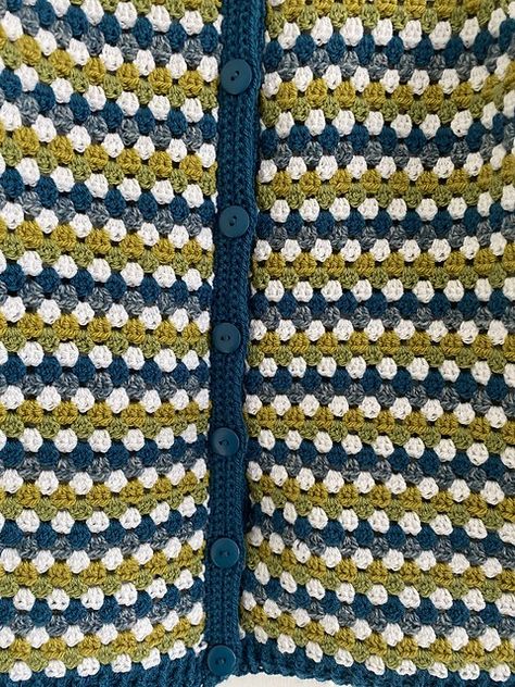 Ravelry: louisewh's Granny Go Round Cardigan Just Go, Ravelry