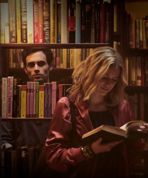 You Netflix Series Aesthetic, You Aesthetic Tv Show, Joe Goldberg Stalking, Elizabeth Lail, Penn Badgley, Food Allergy, Social Media Accounts, Shows On Netflix, Netflix Series