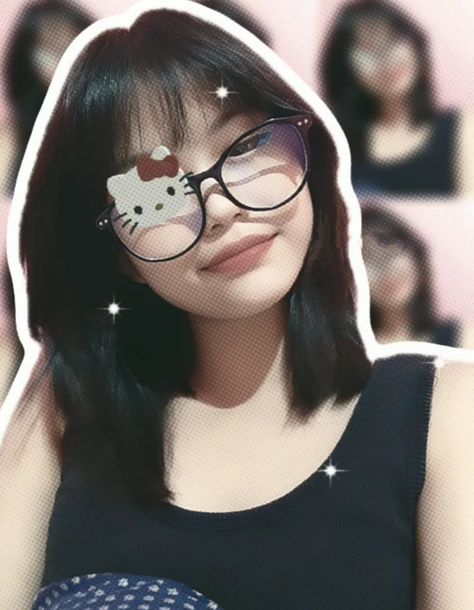 Filipino Girl Short Hair, Asian Glasses, Pretty Short Hair, Friend Wallpaper, Hair Mirror, Fake Pics, Fake Photo Short Hair, Basic Resume, Short Hair Tomboy