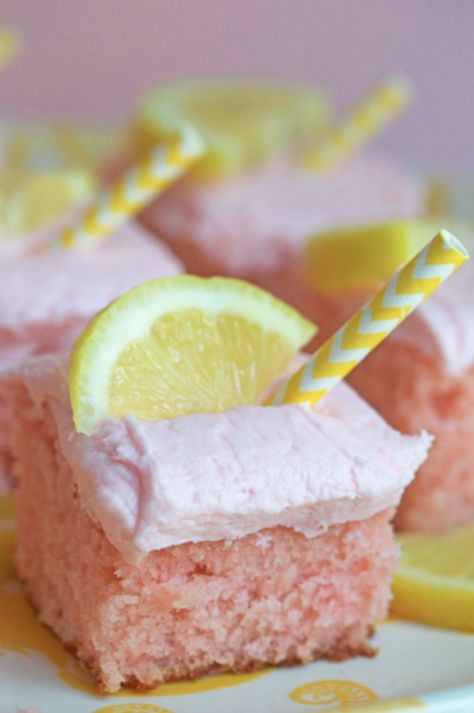 Pink Lemonade Cake Lemonade Cake Recipe, Pink Lemonade Cake, Lemonade Cake, Grandbaby Cakes, Lemonade Cupcakes, Baking Cakes, Beautiful Desserts, A Piece Of Cake, Köstliche Desserts