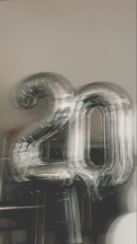 20th Birthday Aesthetic Wallpaper, 20th Birthday Ideas Photoshoot Simple, 20 Tahun Birthday, Tem Birthday, Birthday 20 Aesthetic, Hello 20 Birthday, 27 Birthday Ideas For Her, Birthday Picture Ideas Aesthetic, It's My Birthday 20