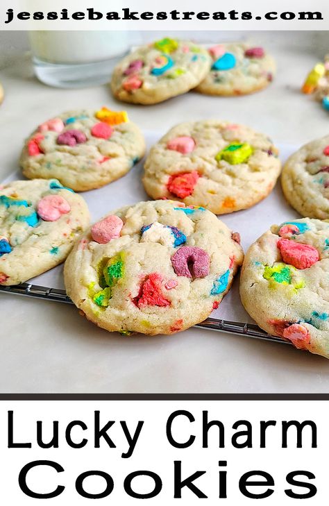 Lucky Charms cookies are sugar cookie loaded with Lucky Charms marshmallows and the added flavour of crushed Lucky Charms cereal. Perfect for St. Patricks day! Lucky Charms Cookies, St Patrick's Day Cookies, Lucky Charms Marshmallows, Lucky Charms Cereal, Best Christmas Cookie Recipe, Chewy Sugar Cookies, Best Sweets, Best Christmas Cookies, Best Cookie Recipes