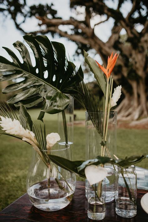 // t h e f l o r a l s Bird Of Paradise Wedding, Tropical Wedding Decor, Tropical Flower Arrangements, Palm Wedding, Paradise Wedding, Cocktail Hour Wedding, Thailand Wedding, Wedding Leaves, Modern Tropical