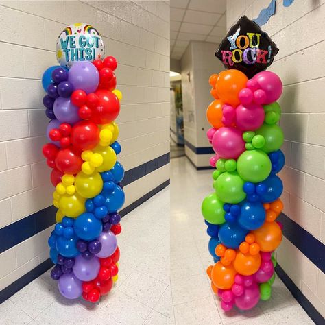 Balloon Column Patterns, School Balloons, Balloon Archway, Column Ideas, Party Balloons Diy, Balloon Business, Party Planning Business, Balloon Bouquet Diy, Christmas Balloon Decorations