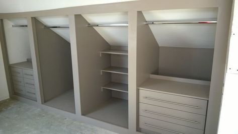 Small Space Storage Bedroom, Bedroom Storage For Small Rooms, Attic Design Ideas, Loft Conversion Bedroom, Attic Bedroom Storage, Attic Wardrobe, Attic Bedroom Designs, Attic Closet, Casa Loft