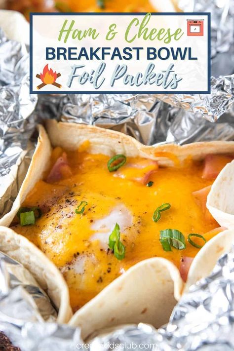 Ham & cheese breakfast bowl foil packs are a fun camping breakfast idea but are also a simple kid-friendly meal perfect any day of the week. #breakfastbowl #foilpackets #campingbreakfast #easybreakfastrecipe #foilpacketsintheoven #foilpack Foil Pack Breakfast, Breakfast Hobo Foil Packs, Breakfast Foil Packs, Foil Packet Breakfast, Hobo Breakfast Foil Packets, Breakfast Foil Packets For Camping, Hobo Breakfast, Hobo Foil Packs, Van Meals