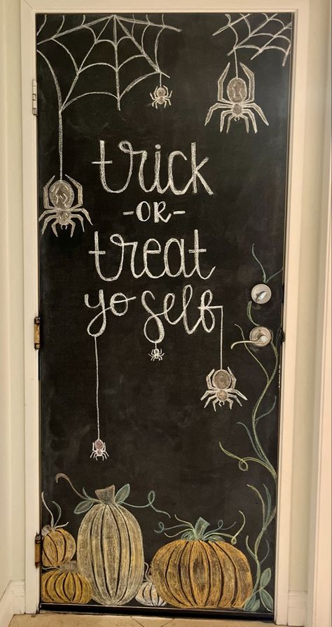 Chalk Boarder Designs October, Fall Marker Board Art, Chalk Board Ideas For Businesses, Fall Halloween Chalkboard Art, Halloween Whiteboard Drawings, Halloween Sandwich Board Sign, Halloween Chalk Wall Ideas, Fall Welcome Chalkboard Sign, Whiteboard Halloween Art