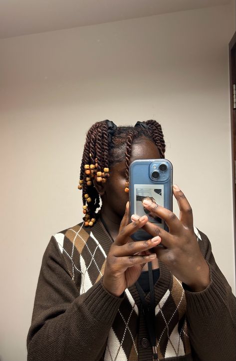 Beads On Mini Twist, Short Mini Twist With Beads, Two Strand Twists With Beads, Twist With Beads Hairstyles, Mini Twists Beads, Twists On Natural Hair With Beads, Natural Twists With Beads, Short Twists With Beads, Two Strand Twist With Beads