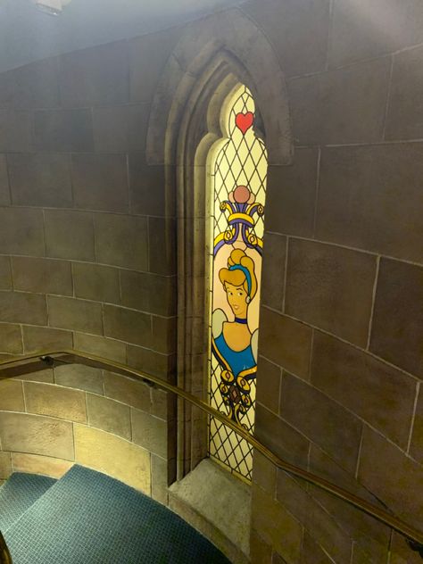 Beautiful details inside Cinderella’s Castle Characters Disney, Royal Table, Aesthetic Disney, Disney Princess Cinderella, Disney Photography, Cinderella Castle, Princess Cinderella, Disney Aesthetic, Disney Disney