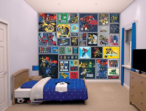 This 8ft x 10ft bedroom montage mural shows our heroes in a number of action shots and photo scenes. Click here to view.