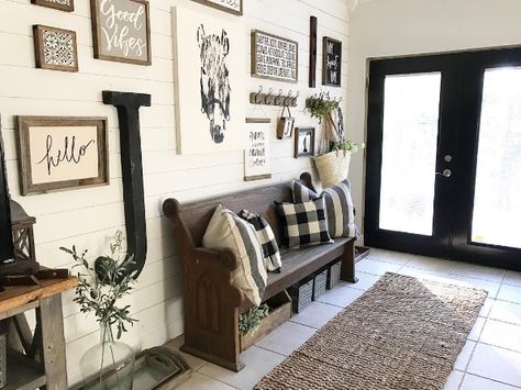 BackRoadSignCo on Instagram | Black and White Foyer Entry Farmhouse White Foyer, Farmhouse Foyer, Farmhouse Entry, Farmhouse Entryway, Entry Ways, Church Pew, Decor Ikea, Foyer Decorating, House Decorating