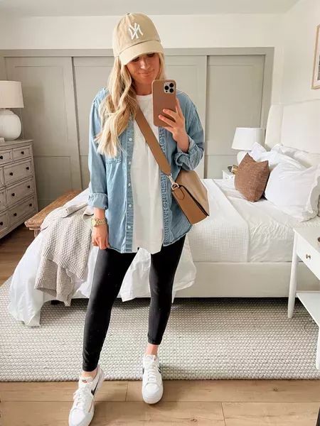 Look Legging, Mum Fashion, Casual Day Outfits, Elegante Casual, Legging Outfits, Mode Casual, Ținută Casual, Athleisure Outfits, Mode Inspo