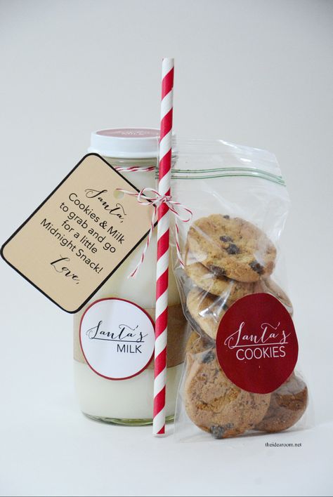 Sharing some FREE Christmas Printables for Santa's Cookies and Milk.  Great for Santa who is in a hurry on Christmas Eve, to save for a midnight snack!  The Idea Room Box For Cookies, Cookies And Milk For Santa, Milk For Santa, Milk Packaging, Cookies And Milk, Idea Room, Winter Treats, Buy Cookies, Santa And His Reindeer