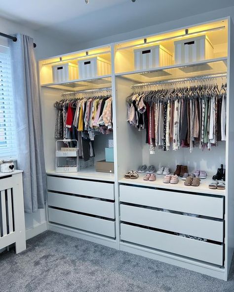 Baby Room Closet Ideas, Closet Con Tv, Kids Room Wardrobe Design, Kids Closet Organization Ideas, Baby Room Closet, Cozy Baby Room, Dressing Room Closet, Stylish Bedroom Design, Baby Room Organization