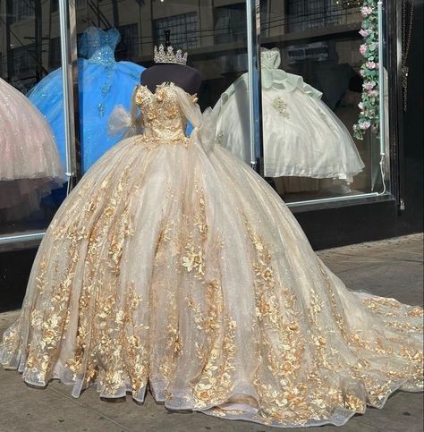 Gold Quince Dress, Champagne Quince Dresses, Champagne Quinceanera, Champagne Quince, Xv Dresses, Champagne Quinceanera Dresses, Quinceanera Themes Dresses, Quince Stuff, Quincenera Dresses