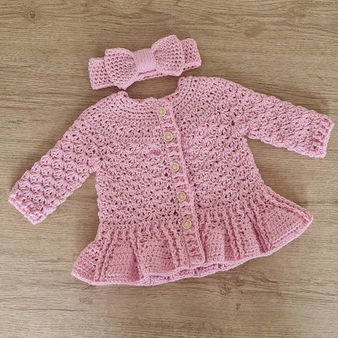 Easy Crochet Sweater Pattern || Newest Crochet Sweaters For Ladies Baby Sweater Crochet Pattern, Baby Sweater Crochet, Pink Baby Sweater, Diy Crochet Sweater, Peplum Cardigan, Crochet Sweater Design, Sweater Tutorial, Crochet Baby Sweater Pattern, Crochet Baby Sweater