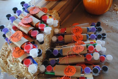 Kids pumpkin patch birthday party favors to go with their pumpkins - paint pots and brushes #pumpkinpatch Patch Birthday Party, Pumpkin Patch Birthday Party, Pumpkin Painting Party, Pumpkin Patch Birthday, Party Decor Diy, Fall 1st Birthdays, Patch Party, Pumpkin Patch Party, Pumpkin Birthday Parties