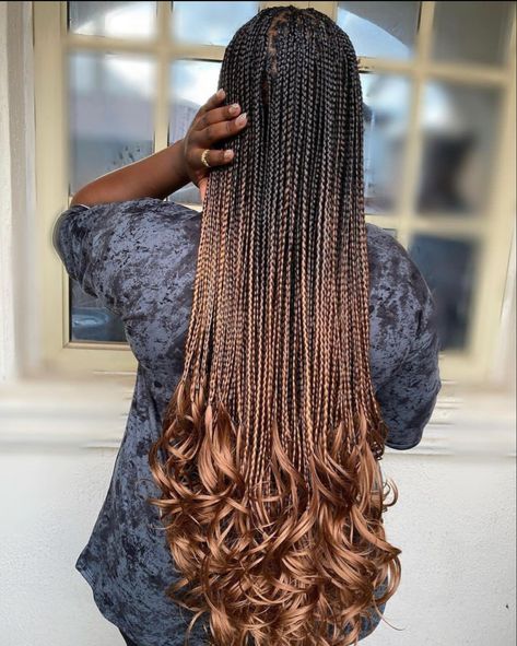 Graduation Braids Hairstyles, Braided Hairstyles For Graduation, French Curls Braids Black Women, Rasta Braids, Wet Curls, Beaded Braids, French Curls, Hair Muse, French Curl