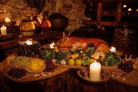 Ancient Kitchen, Banquet Food, Mango Flower, Pumpkin Stew, Medieval Banquet, Recetas Halloween, Medieval Party, Royal Castle, Medieval England