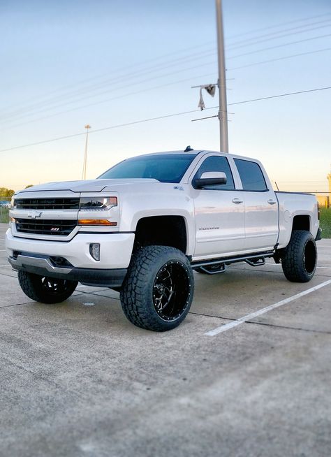 2016 Silverado with 7.5 Roughcountry lift and RBP Glock 22x14 wheels Lifted Chevy Silverado, Silverado Z71, Lifted Silverado, Single Cab Trucks, Chevy Diesel Trucks, Silverado Truck, Trucks Lifted Diesel, Custom Chevy Trucks, Lifted Chevy