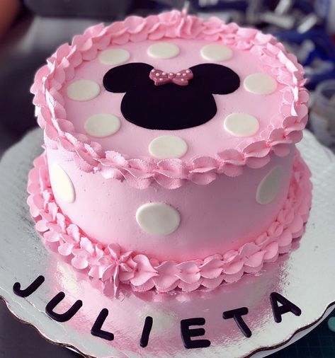 Buttercream cake Minnie Mouse Birthday Cake Buttercream, Minnie Mouse Cake Without Fondant, Minnie Mouse Cake Ideas Buttercream, Minnie Buttercream Cake, Minnie Mouse Cake Buttercream, Mini Mouse Birthday Cake, Minnie Mouse Birthday Cake, Minnie Mouse Birthday Theme, Buttercream Birthday Cake