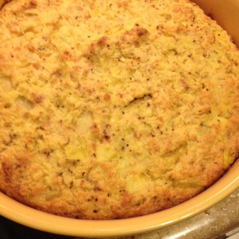 Southern Dressing Recipe, Squash Dressing, Southern Dressing, Dressing Recipes Thanksgiving, Traditional Dressing, Yellow Squash Recipes, Summer Squash Recipes, Squash Casserole Recipes, Cornbread Dressing