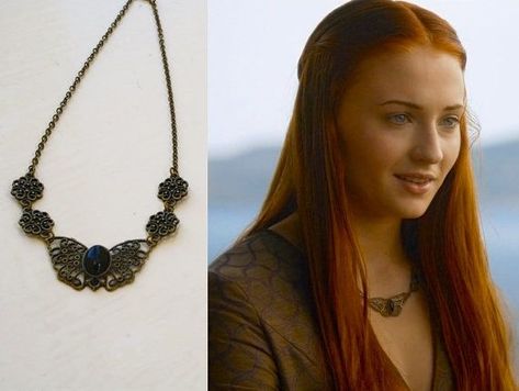 NEW Season 3 Sansa Stark Necklace Game of Thrones Jewellery Butterfly… Sansa Stark Necklace, Jewellery Butterfly, Alayne Stone, Game Of Thrones Sansa, Fantasy Jewellery, Game Of Thrones Jewelry, Game Of Thrones Costumes, Trendy Games, Fandom Jewelry