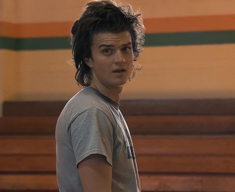 Eddie Munson Imagines, Stranger Things Joe Keery, Steve Harrington Stranger Things, Joe Kerry, Beautiful Joe, Stranger Things Steve, Stranger Things 4, Stranger Things Art, Eddie Munson