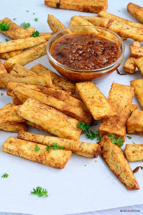 Taro Fries - Oven Baked And Fried Meat Bun, Taro Root, 2023 Recipes, Spicy Soup, Goat Meat, Fried Chicken Breast, Stuffed Pepper Soup, Fries In The Oven, Homemade Pizza