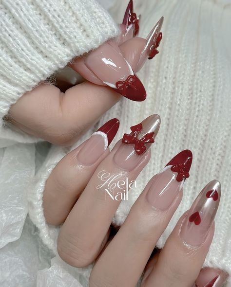 Christmas self care and nails ideas are here!!! Dark Red Chrome Christmas Nails, Brown Long Nails, Aesthetic French Nails, Rings Coquette, Nails Wine Red, Christmas Self Care, Long Nails Almond, Coquette Heart, Nails November