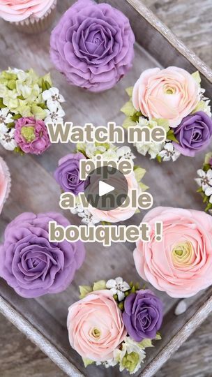 Butter Cream Flowers Tutorial, Frosting Flowers Tutorial, How To Pipe Flowers On Cupcakes, Icing Flowers Tutorial, Flower Cupcakes Tutorial, Flower Cupcakes Ideas, Easy Buttercream Flowers, Flower Bouquet Cupcakes, Flower Piping Tips