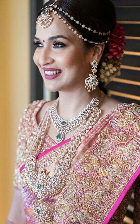 These gorgeous south Indian brides ditched the bling of gold & opted for the sparkle of diamonds on their big day! When it comes to bridal jewellery, more & more brides are choosing to create their own personal look versus following the traditional route of their parents’. With more options available to today’s brides, custom jewelry & diamond jewelry such as chokers, harams & necklaces are increasingly popular & affordable. Let’s take a look at how these brides are slaying their diamond looks. Soundarya Rajinikanth Wedding, Bride Pic, Diamond Haram, South Indian Bridal Jewellery, Anirudh Ravichander, Bridal Sarees South Indian, Embroidered Sarees, South Indian Weddings, Indian Wedding Planning