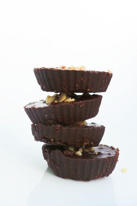 Healthy Chocolate Cups Recipe | Paleo & Vegan - Beauty Bites Chocolate Cashew Butter, Chocolate Cashew, Healthy Chocolate Desserts, Beauty Bites, Foods With Iron, Sources Of Iron, Healthier Desserts, Chocolate Bites, Smelly Cat