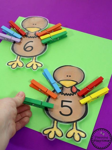 Do you need fun Preschool Thanksgiving Activities for your classroom or home? These are educational and fun for the preschool and kindergarten age group. Preschool Thanksgiving Activities, Thanksgiving Preschool Theme, Thanksgiving Activities For Kindergarten, Thanksgiving Activities Preschool, Preschool Thanksgiving, Counting Activities Preschool, Thanksgiving Lessons, Thanksgiving Games For Kids, Thanksgiving Kindergarten