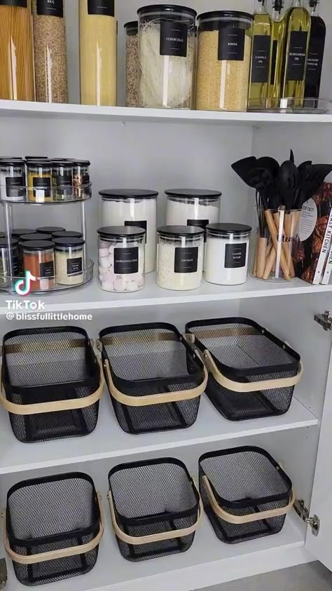 Square Basket, Pantry Organisation, Desain Pantry, Organization Pantry, House Organisation, Kitchen Organization Diy, Kitchen Organization Pantry, Kitchen Pantry Design, Future Apartment Decor