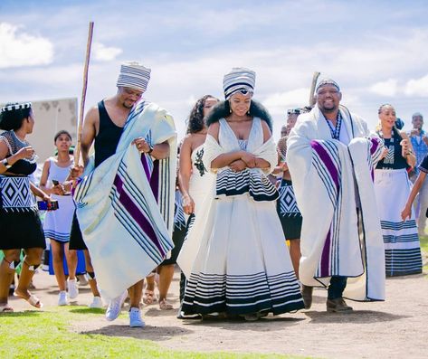 Xhosa Wedding Styles For African Women's 2022 - shweshwe 4u Xhosa Wedding Dresses, Xhosa Wedding, Traditional Photoshoot, Xhosa Traditional Attire, Marriage Venues, African Traditional Wear, Traditional Dresses Designs, African Print Clothing, Duchess Satin