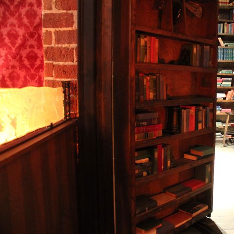 The bookshelf opens up onto the secret room at the back Bourbon & Branch, an old SF speakeasy from back in the day, and one of my faves when I'm in the neighborhood. Secret Basement, Bar Library, 1920s Speakeasy, Hidden Bars, San Francisco Bars, Whiskey Room, Speakeasy Bar, Bourbon Bar, Hidden Bar