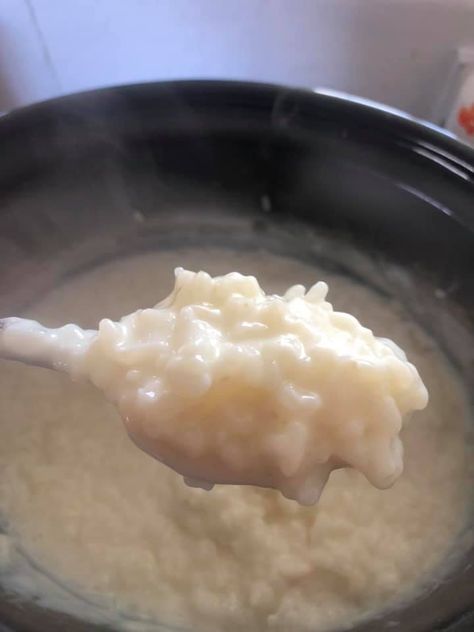 Mum reckons making rice pudding in a slow cooker is the secret to a creamy dessert Rice Pudding No Egg, Slow Cooker Puddings, Crockpot Rice Pudding, Slow Cooker Rice Pudding, Easy Rice Pudding, Making Rice, Creamed Rice, Creamy Rice Pudding, Rice Desserts