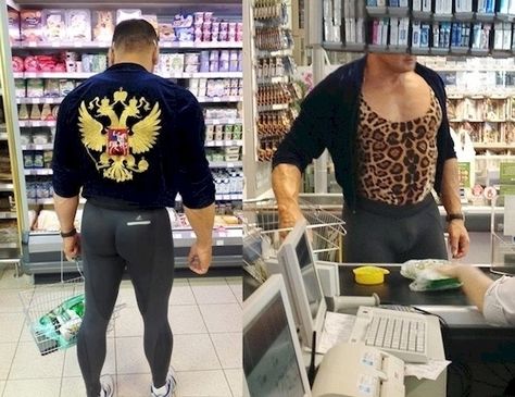 People In Walmart, Justin Bieber Jokes, American Funny Videos, Meanwhile In Russia, Bizarre Photos, Walmart Funny, Indian Funny, Funny Dog Pictures, Crazy People