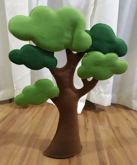 Felt Templates, Baby Mobil, Deco Jungle, Sewing To Sell, Felt Tree, Felt Mobile, Activities Preschool, Felt Book, Felt Embroidery