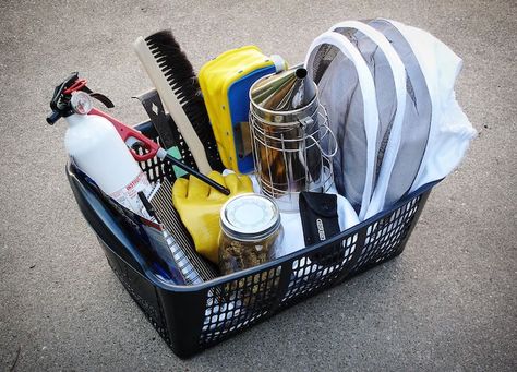 5 TOOLS YOU NEED AS A BEEKEEPER         Beekeeping requires very little equipment, but these supplies can help make the endeavor easier. Backyard Bees, Backyard Bee, Bee Stuff, Bee Supplies, Raising Bees, Beekeeping Equipment, Backyard Beekeeping, Hunky Dory, Bee Boxes