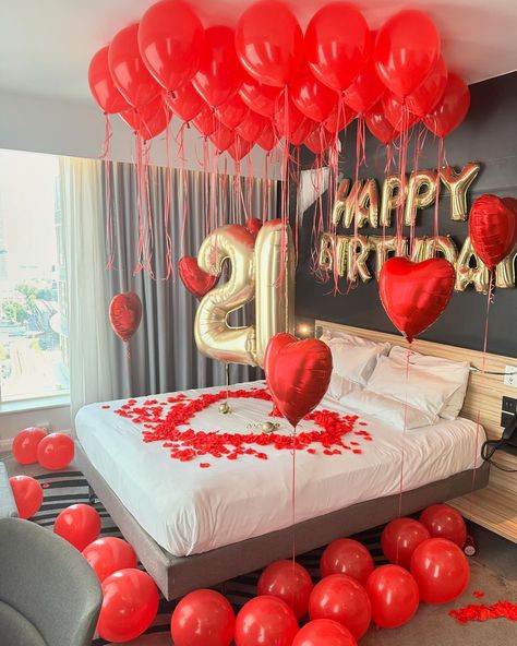 Arrange a surprise setup for your loved with us in less than 5 minutes. Simple steps to book 👇 ➡️ DM us ➡️ Note where you’ll be staying ➡️ Attach an image of the what you’re after ➡️ Leave the rest with us We work across London and outside surrounding areas📍 Next day delivery available 🎉 Hotels are all tagged on posts 🪄 • • #hoteldecor #hotelballoons #hoteldecoration #londonhotel #londonballoons #balloondelivery #balloonsetup #ceilingballoons #numberballoons #londoneventplanner #b... Room Birthday Decoration Surprise, Birthday Room Surprise, Hotel Room Decoration, Birthday Surprises For Her, Hotel Birthday Parties, Romantic Room Surprise, Surprise For Girlfriend, Birthday Surprises For Him, Suprise Birthday