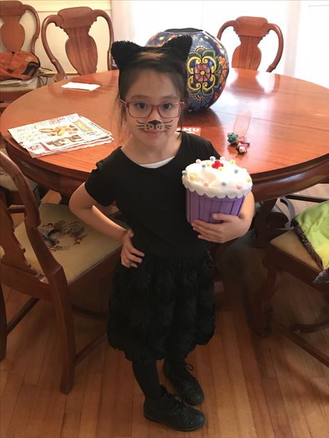 Book character- If you give a cat a cupcake. If You Give A Cat A Cupcake Costume, Cupcake Costume, Book Character, Cat Pin, Book Characters, Pin Collection, A Cat, Captain Hat, Cupcake